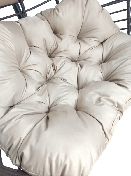 Для сайта АКЦИЯ Подвесное кресло SELENA (экоротанг: Трубка 10-13 мм темно-коричневый, корзина: Цельносварной, опора: Сталь Чёрный, подушка: Oxford бежевый)